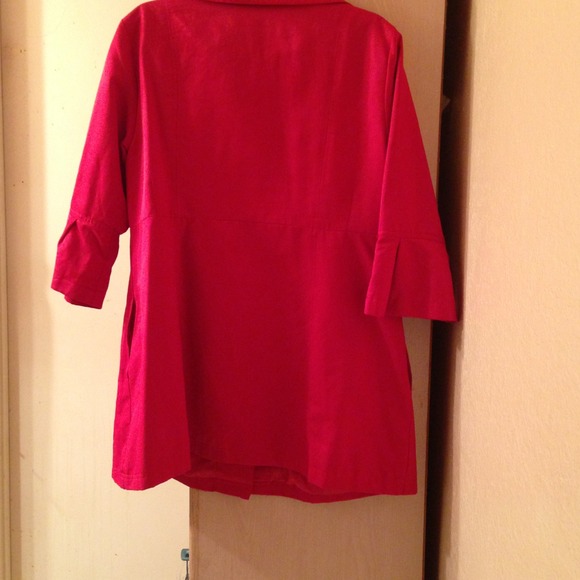 Red Coat - Picture 3 of 3