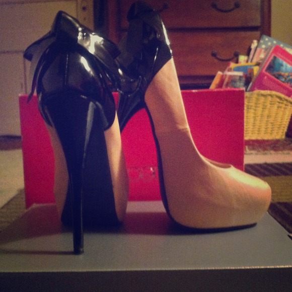 Sexy Pink Pumps