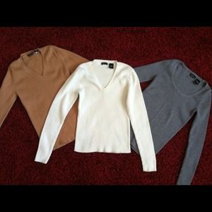 ❤SOLD IN BUNDLE❤Three Ribbed Sweater Bundle