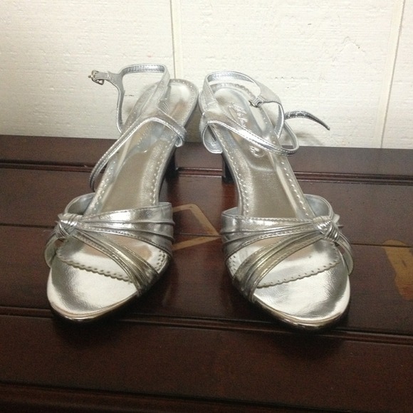 Michaelangelo heels