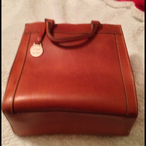 Authentic Vintage Dooney and Bourke Handbag
