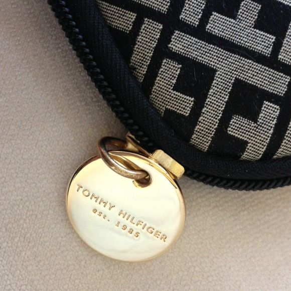 🌴Tommy Hilfiger 🌴iPad case - Picture 2 of 4