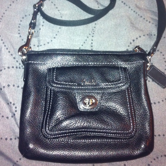 Cross body Coach purse