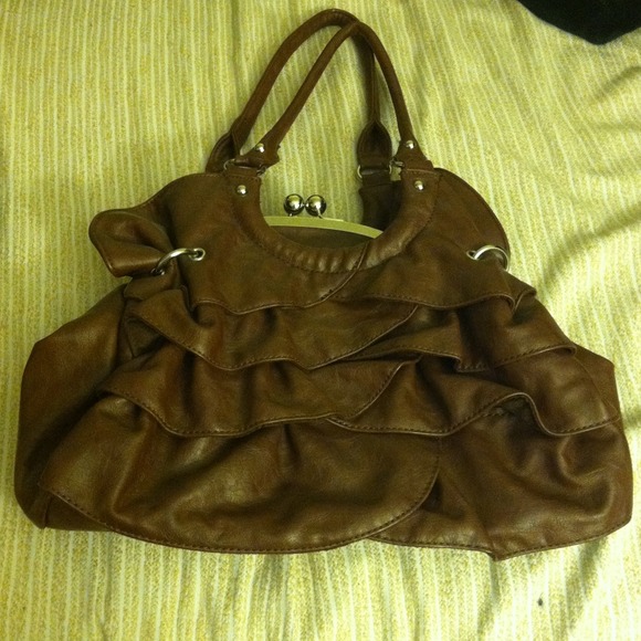Brown shoulder purse