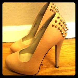 SOLD Shoedazzle nude spike pumps