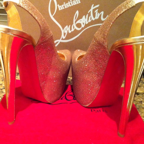 AUTHENTIC Christian Louboutin, **SOLD*** - Picture 3 of 4