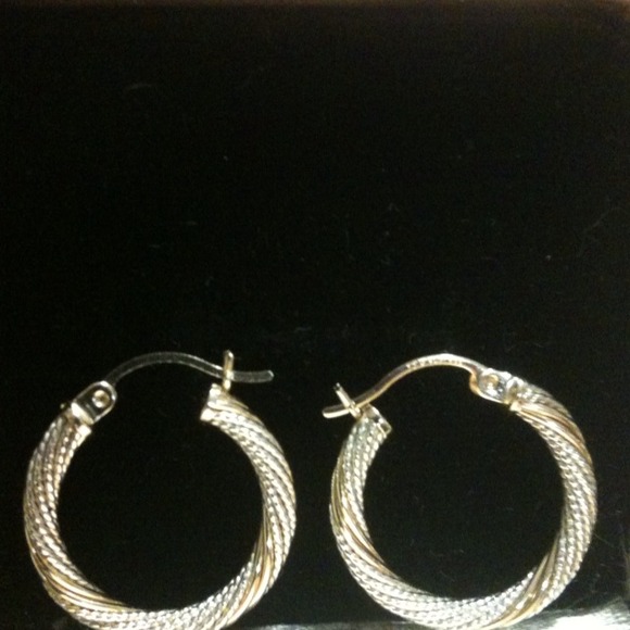 Bundle 2 prs of earrings "RESERVED"
