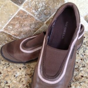 Size 9.5 Merrell Shoes