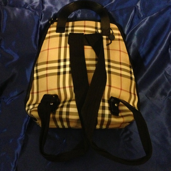 Burberry back pack Authentic💯 hold untill Monday - Picture 2 of 4