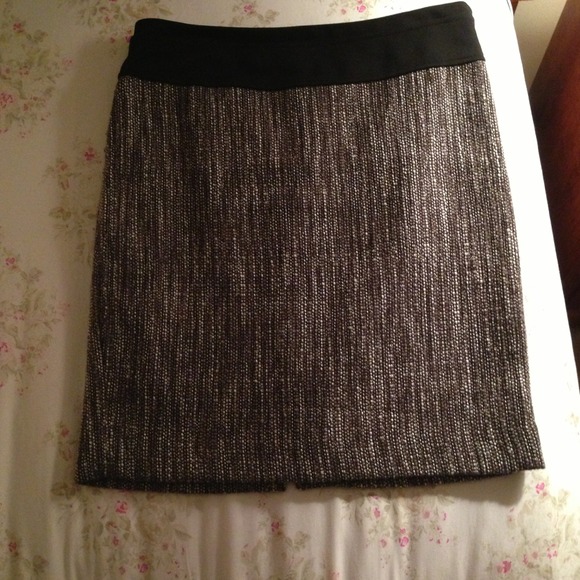 Limited pencil skirts! Fits great, true size 😄