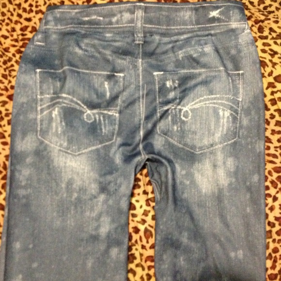 Sold - Picture 2 of 4