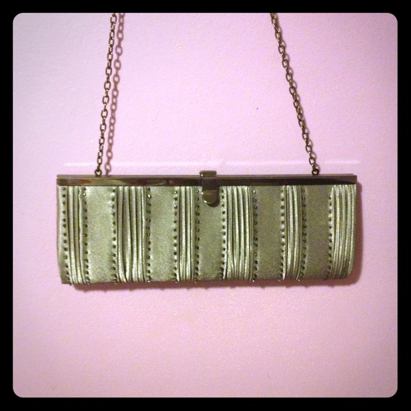 Nite bags clutch
