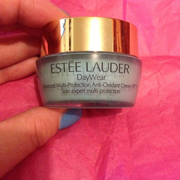 Estée Lauder daywear creme✨sold ✨