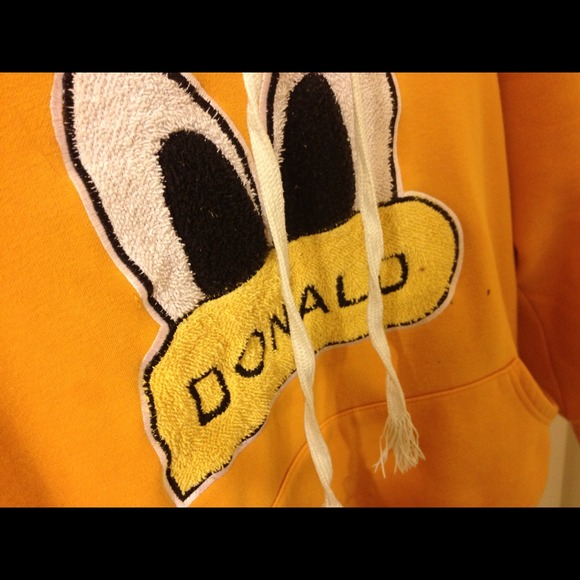 CUTE DONALD DUCK SWEATER - Picture 4 of 4