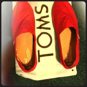 Authentic new red toms, worn twice!