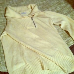 Gap M off white zip sweater