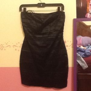 Black strapless forever 21 dress