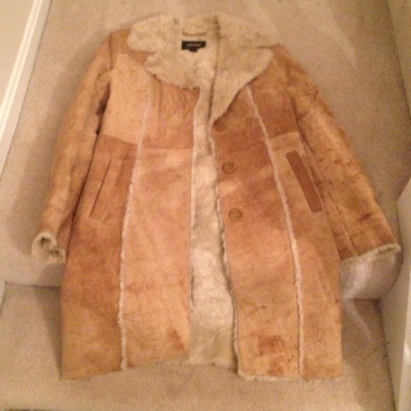 Express Genuine Leather and fake fur coat