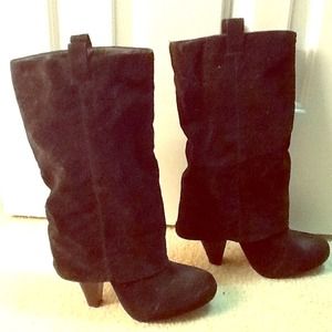Black Slouchy Heel Boots *Final Reduction*