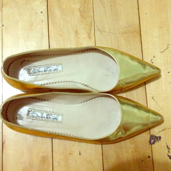 Oscar de la Renta metallic flats