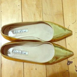 Oscar de la Renta metallic flats