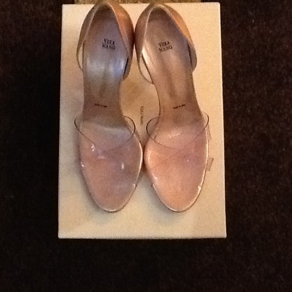 Vera Wang "Wiley" 2.5 inch open toe heel