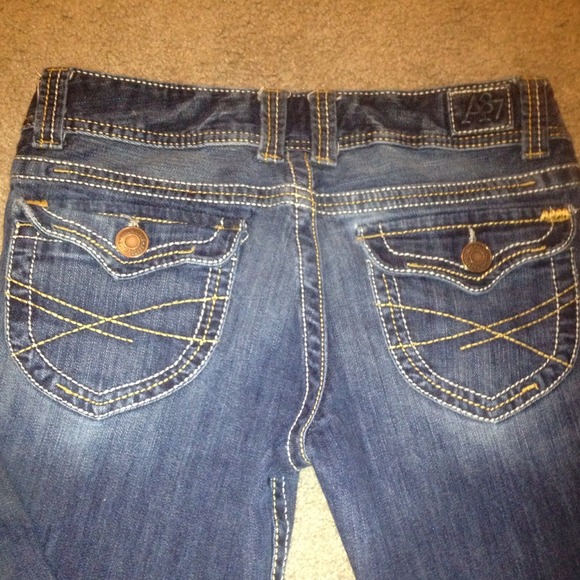 REDUCED!!!!  Aero dark was jeans