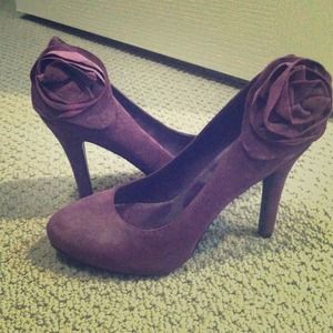 JS by Jessica Simpson heels