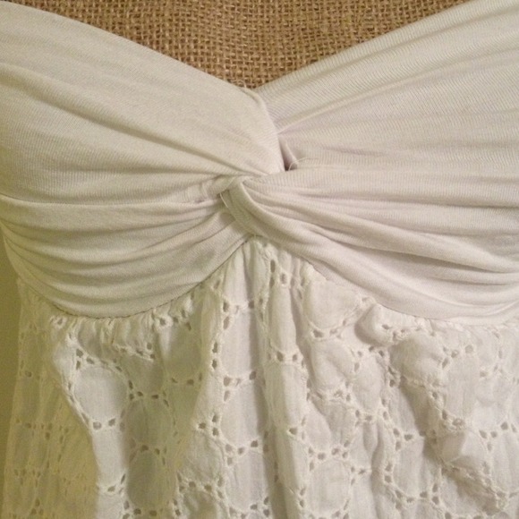 Strapless (or worn as halter) white dress - Picture 2 of 4