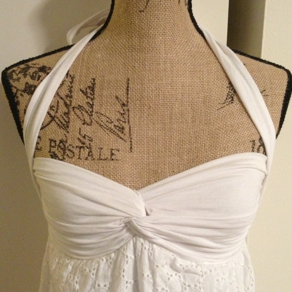 Strapless (or worn as halter) white dress - Picture 4 of 4