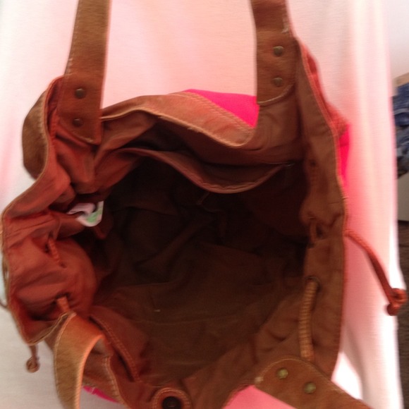 Handbag - Picture 2 of 2