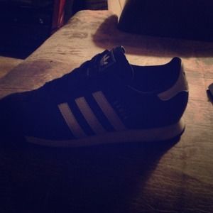 Adidas Samoa