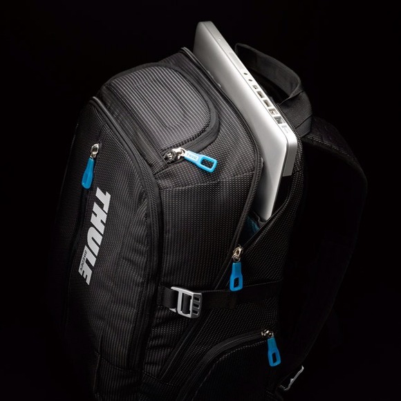 Thule Crossover Backpack Black