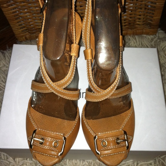 BCBGMAXAZRIA - Picture 4 of 4