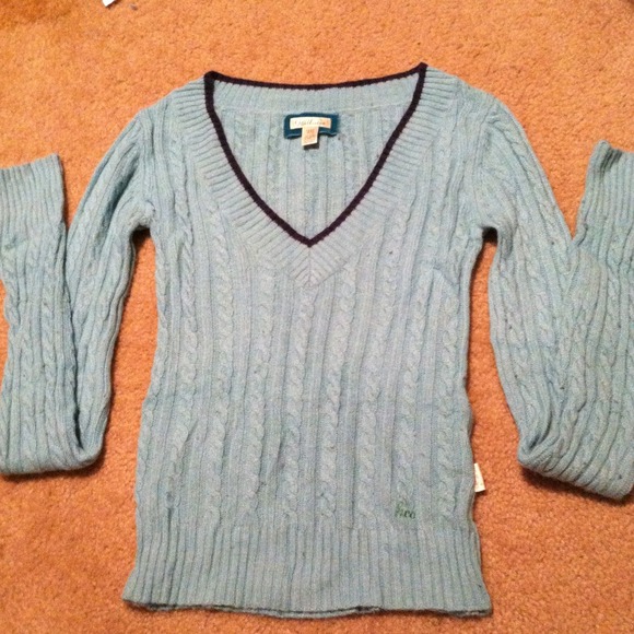 ❌SOLD❌HOLLISTER light blue sweater