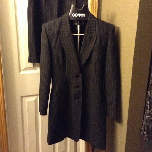 Vintage Pin Strip - Picture 2 of 2