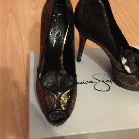 ❌BUNDLED❌Jessica Simpson heels - Picture 2 of 4