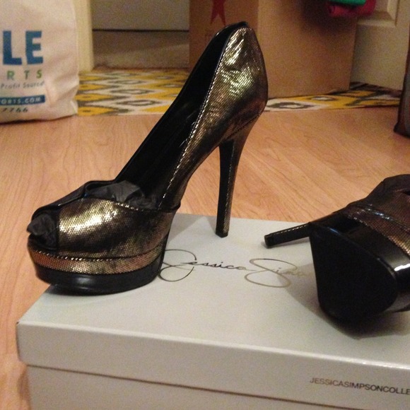 ❌BUNDLED❌Jessica Simpson heels - Picture 3 of 4