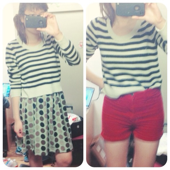 Black stripe cropped sweater