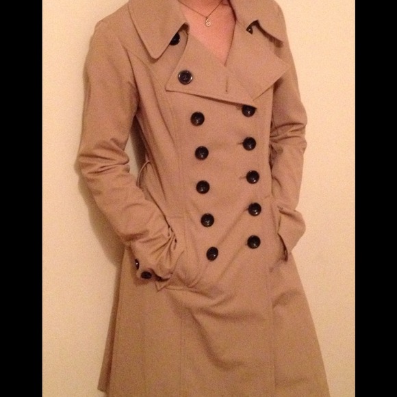 Coat - Picture 2 of 4