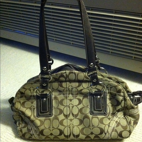 Authentic Signature Coach Purse
