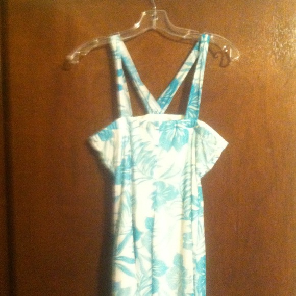 Dress - Picture 2 of 3