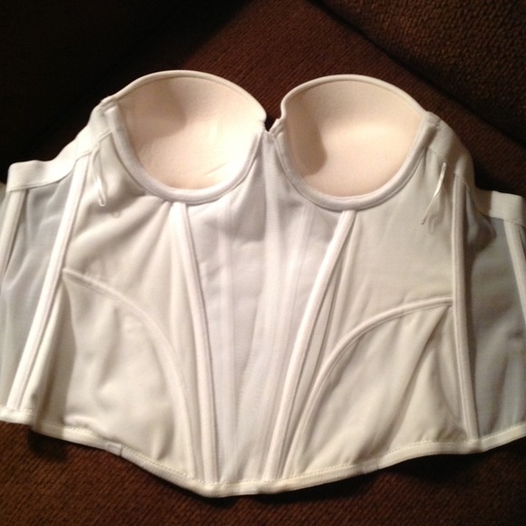 ❌SOLD❌Corset - Picture 2 of 4