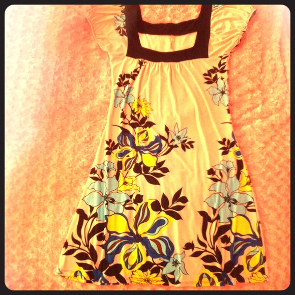 SOLD!💋Gray floral dress