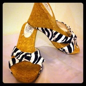 🎀BUNDLE🎀👗👠for lbkake 😃👍