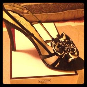 100% Authentic Coach Farrah Shoes