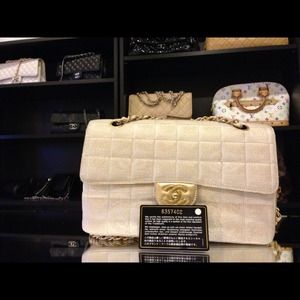 (sold)"Authentic" Chanel Classic Purse