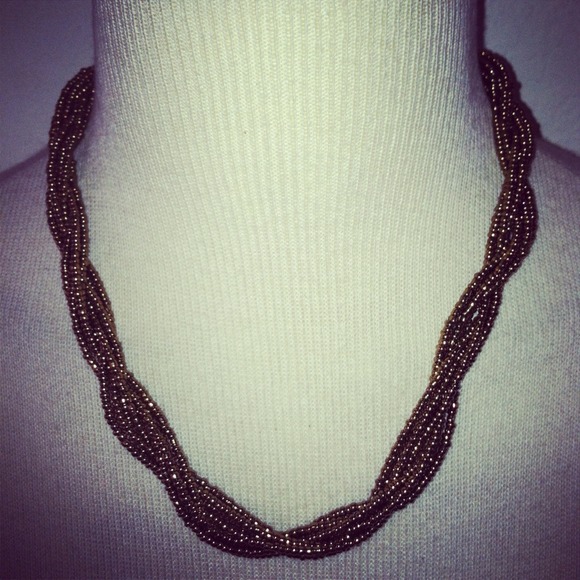*NWT* Brown beaded twisted necklace - Picture 2 of 4