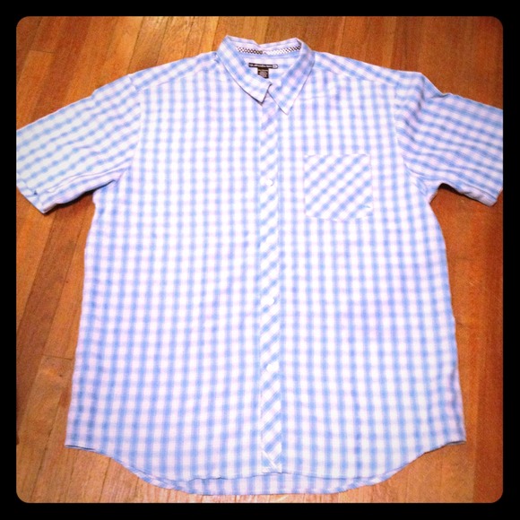 ON HOLD FOR @lifeisgood1071 - Quicksilver Shirt