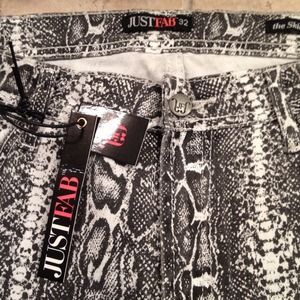 New - Just Fab by Kimora Lee skinny jeans